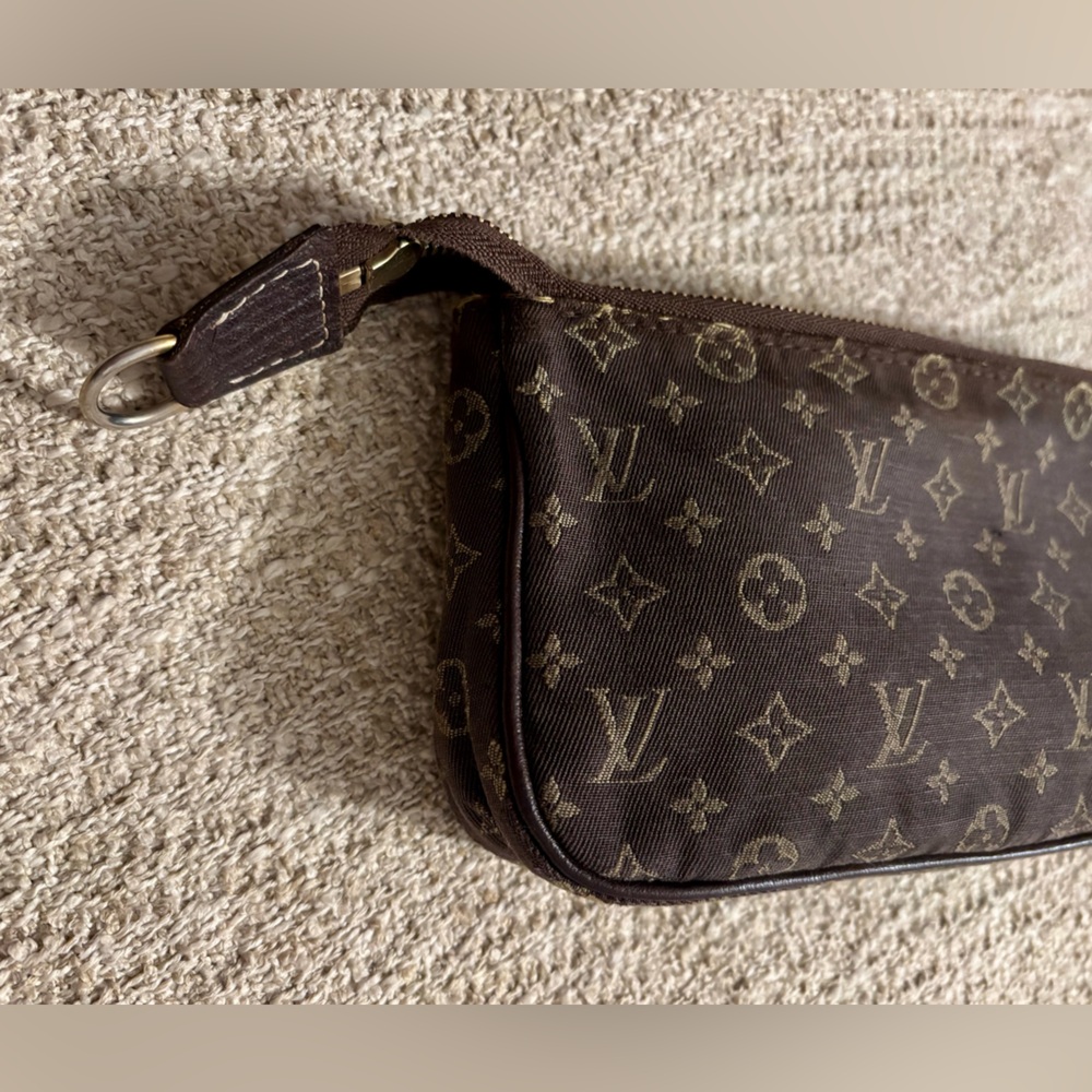 π Louis Vuitton Brown Mini Lin Pouch - Picture 5 of 10